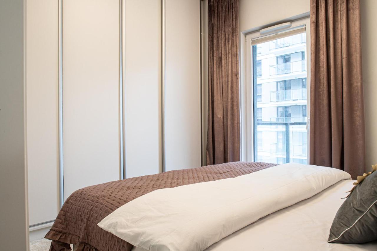 Wola Glamour Apartment Varsovia Exterior foto